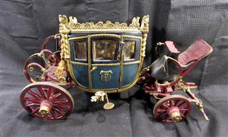 ANTIQUE VICTORIAN STYLE CARRIAGE FOR RESTORATION - ANTIQUE CARRIAGE HAS PAINTED